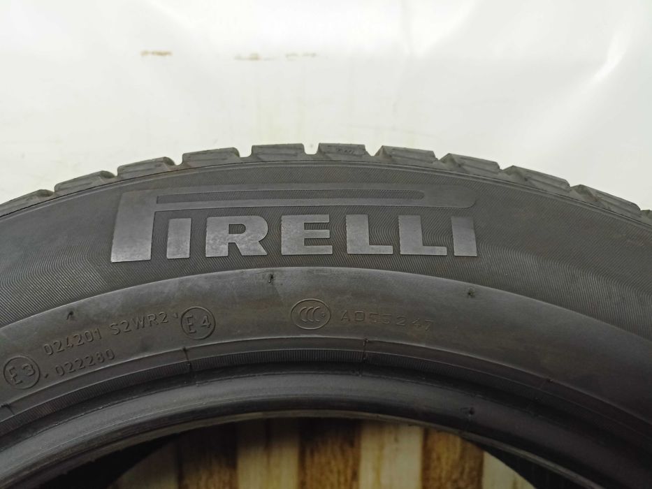 Pirelli SottoZero 3 215/55/17 2021r. 94H 2x6,9mm (4371)