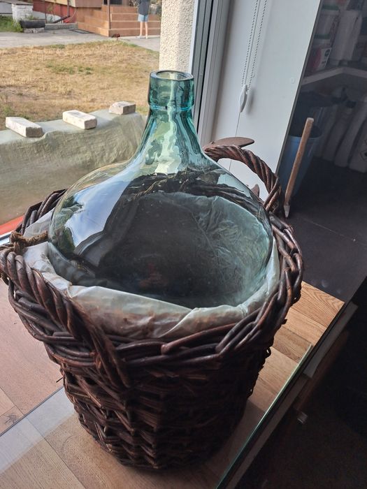 NOWY gąsior na wino wiklinowy kosz 12l