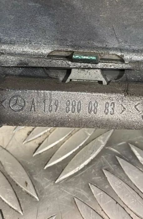 Grelha Frente Mercedes A W169