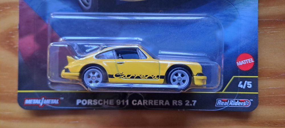 Hot Wheels Premium Porsche 911 Carrera RS 2.7