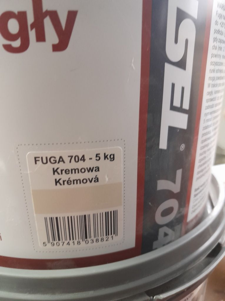 Fuga do płytek cegiełek, kamienia