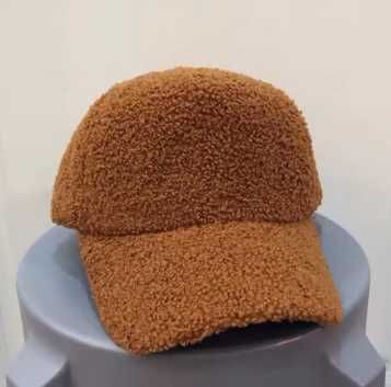 Кепка хутряна зимова овечка бейсболка на зиму тедді барашек жіноча