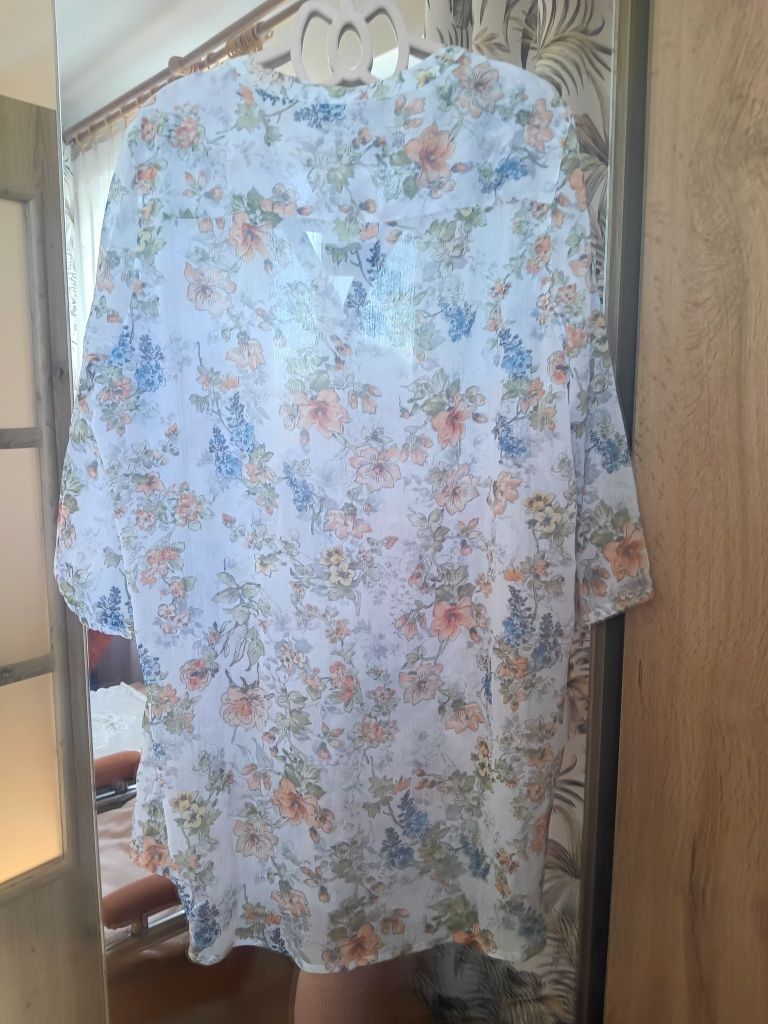 Zwiewna koszula plus size w kwiaty 42 xl baby blue 34 rękaw tunika blu