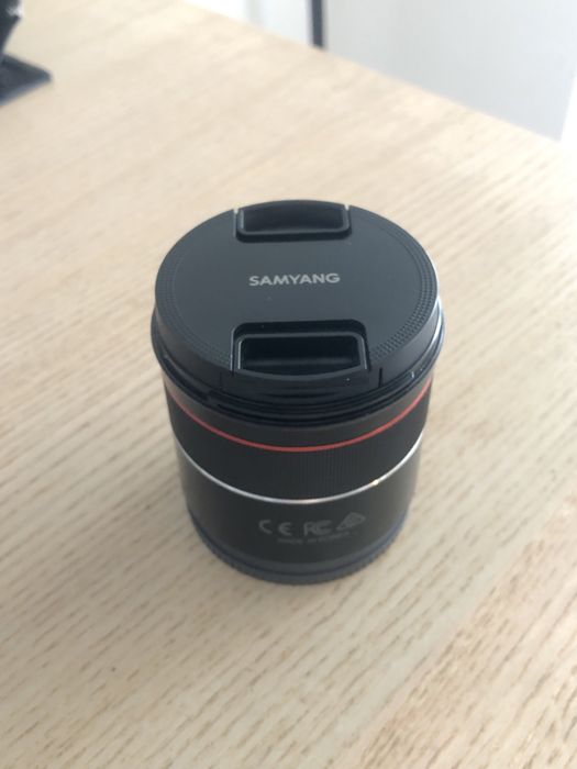 Lente Samyang AF 18mm f2.8 FE - para Sony