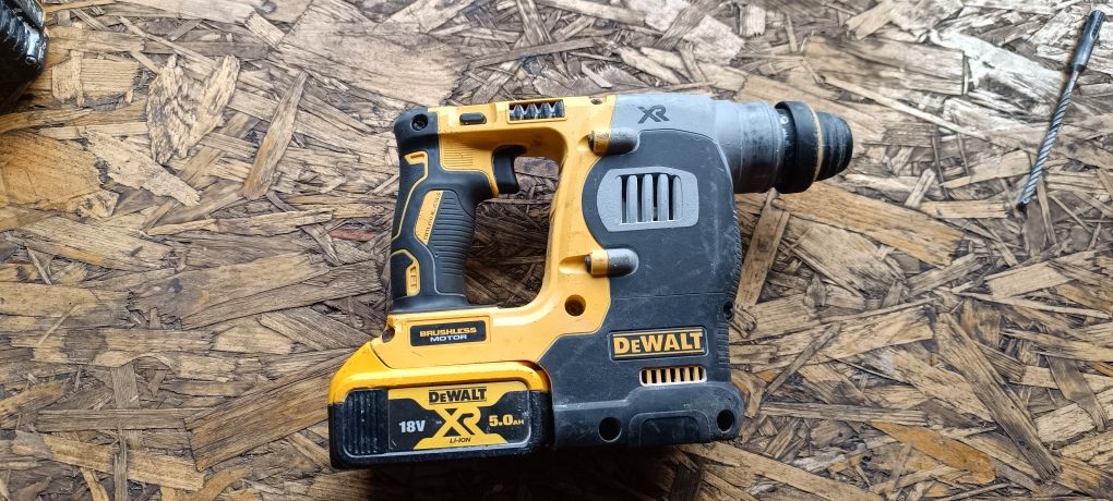 Młotowiertarka dewalt dch273p1