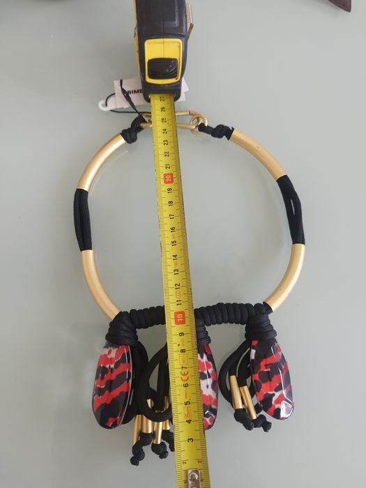 lindo colar Bimba Y Lola nunca usado