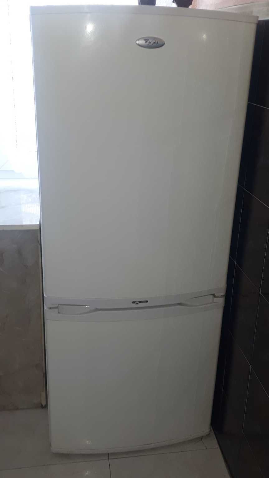 Lodówka whirlpool a class