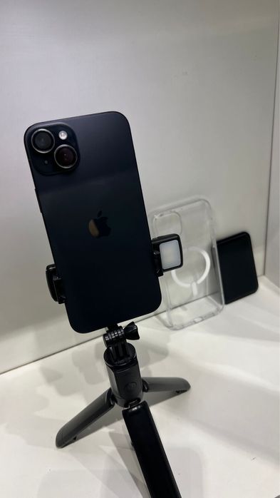 iPhone 15 Plus - 128GB - Preto