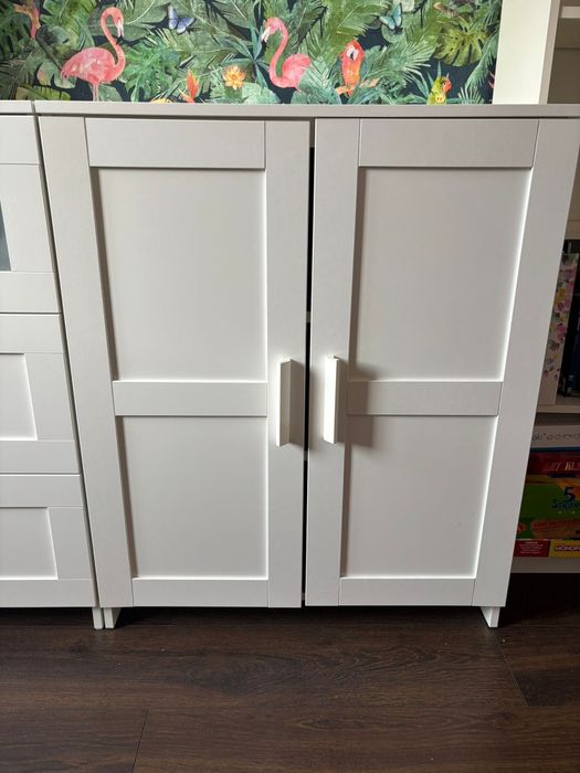 Zestaw mebli IKEA BRIMNES – szafa, komoda, szafka – bardzo dobry stan
