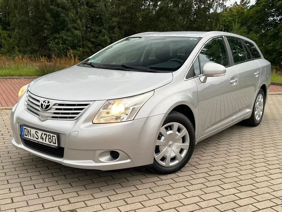 Toyota Avensis 1.6benzyna#2010r#oryginal lakier#stan idealny#