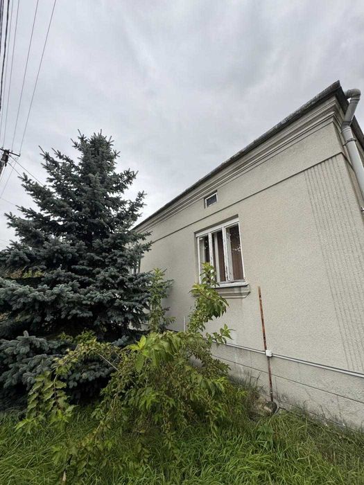 Продаж будинку м. Винники вул Львівська біля озера