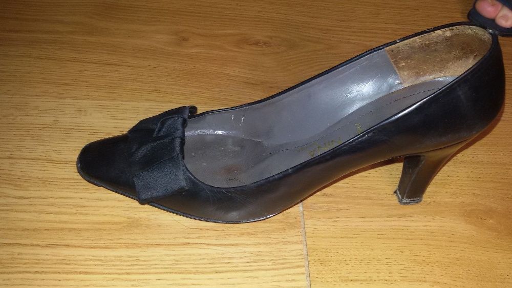Sapatos em couro como novos!