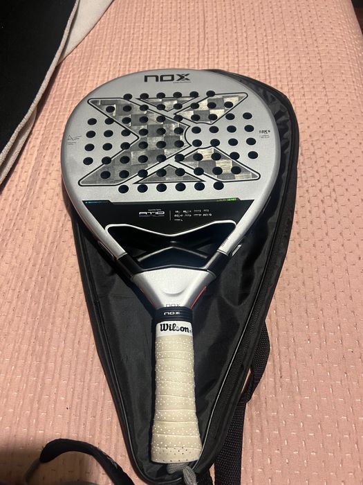 Raquete box at10 Genius 18 k Agustin tapia