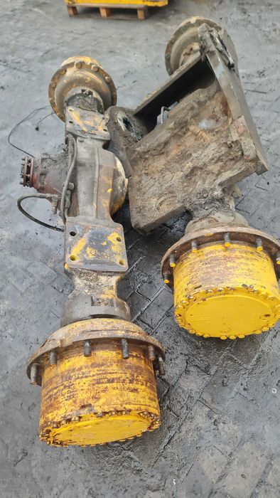 Ładowarka Liebherr l544 siłownik skrętu podnoszenia most zf 409/dk