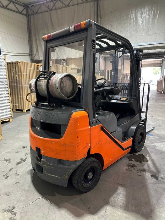 Wózek Widłowy LPG TOYOTA 02-8FGF18
