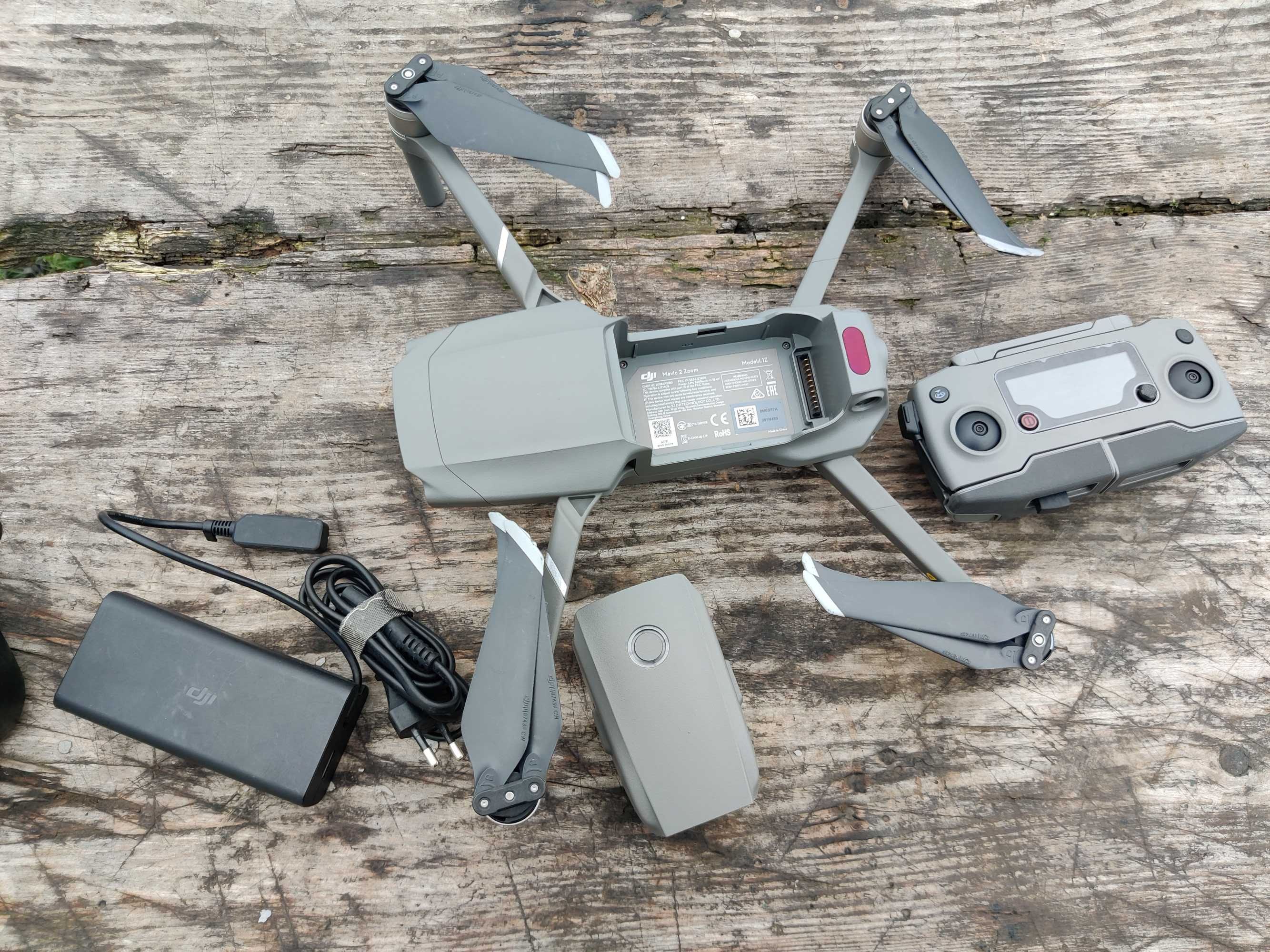 Дрон DJI Mavic 2 Zoom квадрокоптер drone Mavic