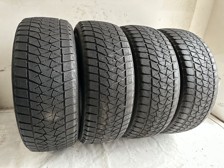 Bridgestone Blizzak dm v2 225/55r18