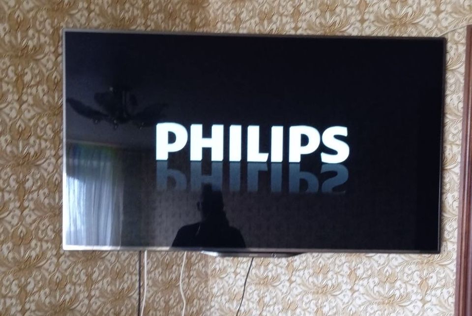 Телевизор Philips 55PFL8008S/60  55”
