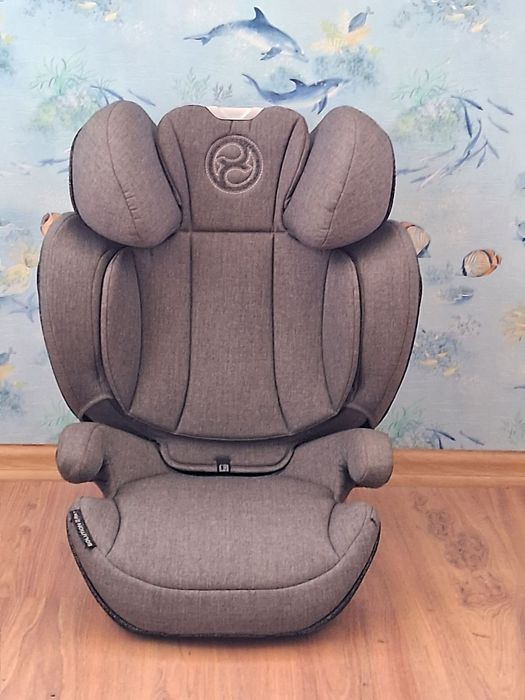 Детское серое автокресло модель – Cybex solution Z- Fix, (15-36кг).