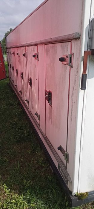 Schowek garaż kurnik chłodnia kontener mroźna gołębnik