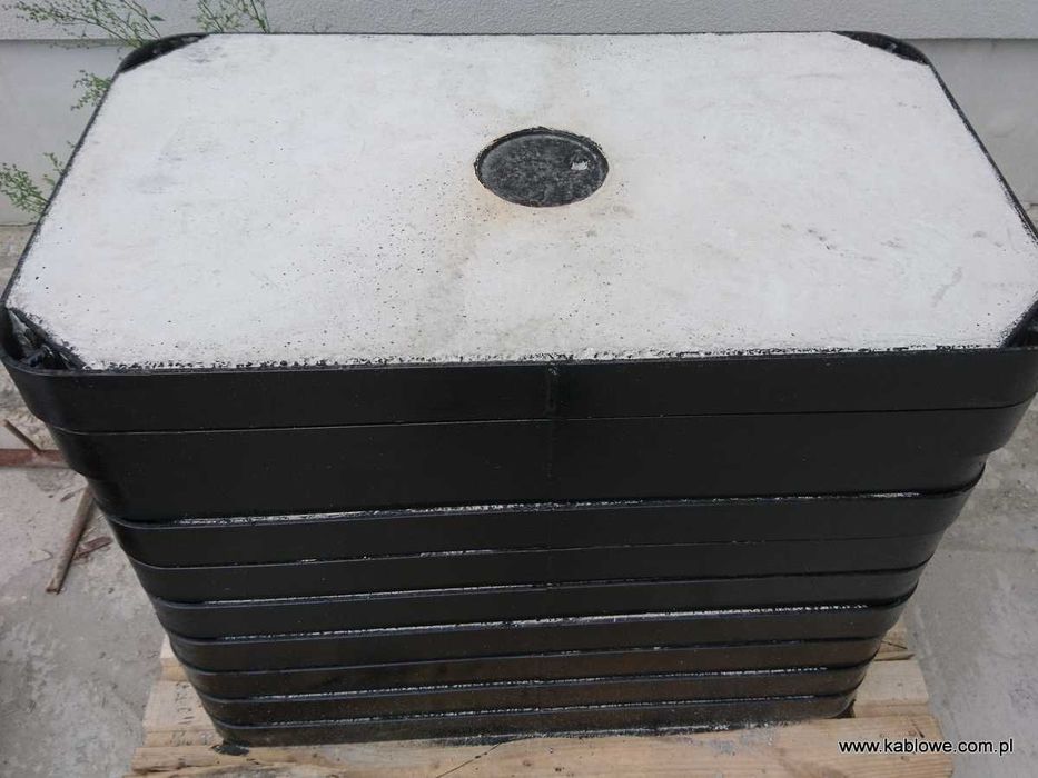 Studnie kablowe telekomunikacyjne sk1 sk2 skr1 skr2 ramy pokrywy