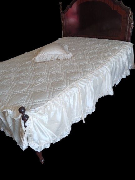 Colcha / edredon casal NOVA cetim beje