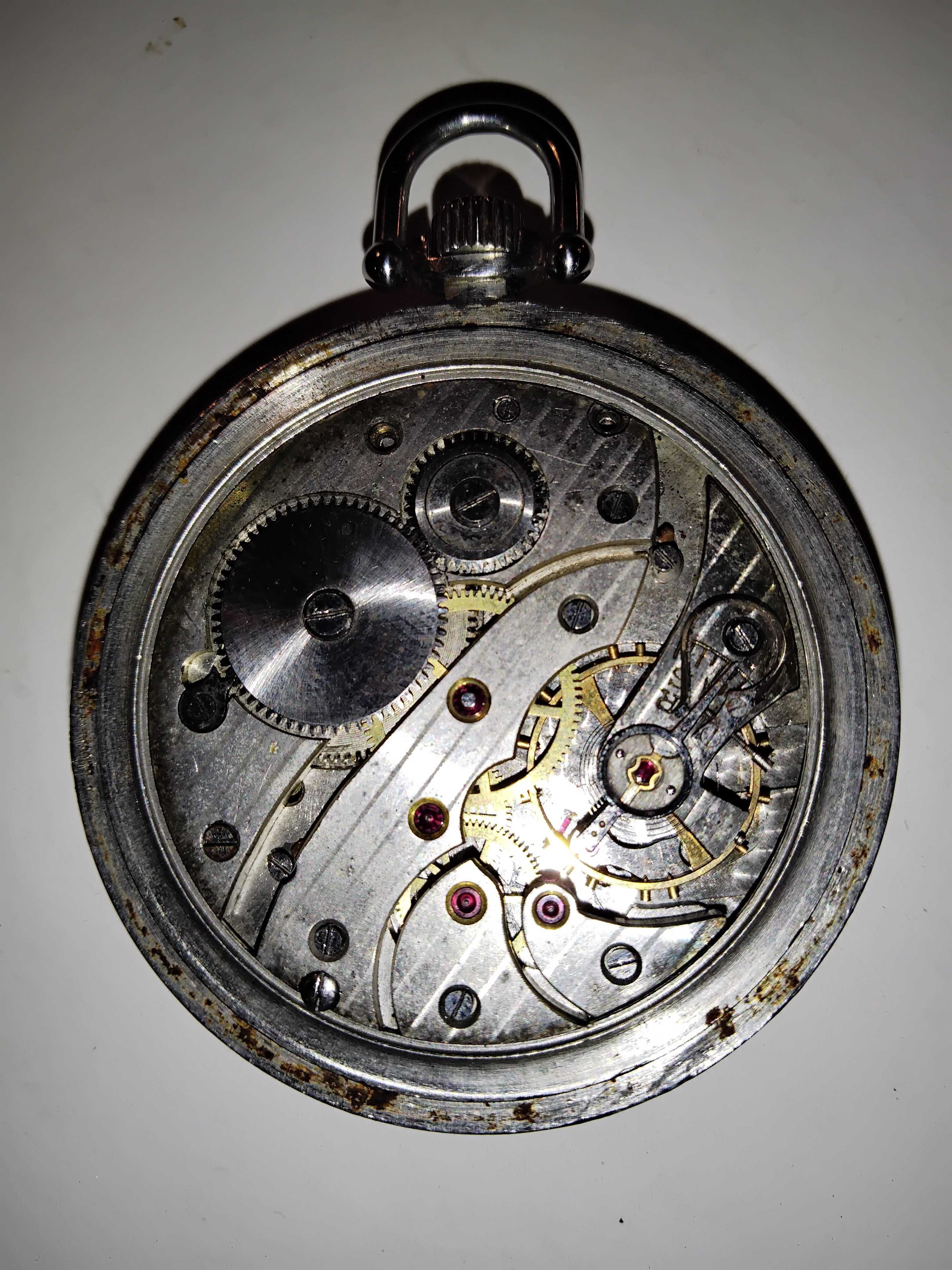 Карманные немецкие трофейные часы Stabila , добыты в январе 1943 года.