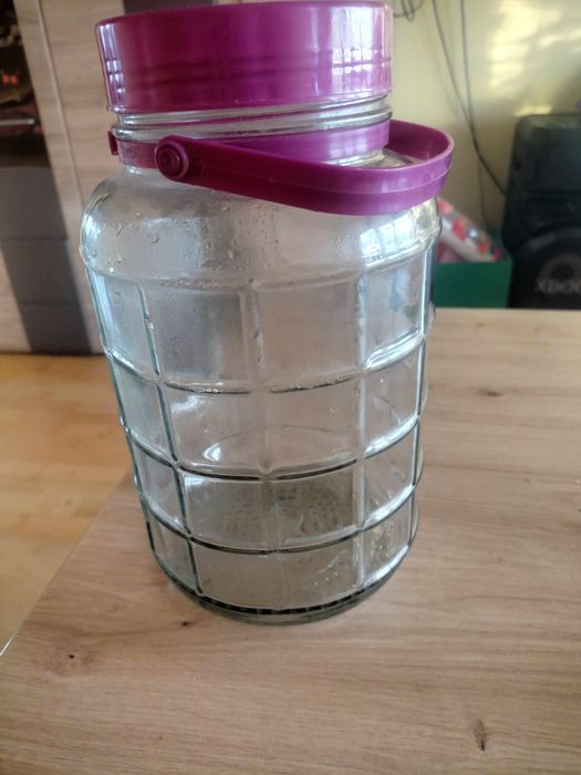 Słoik słoj do ogórków kapusty