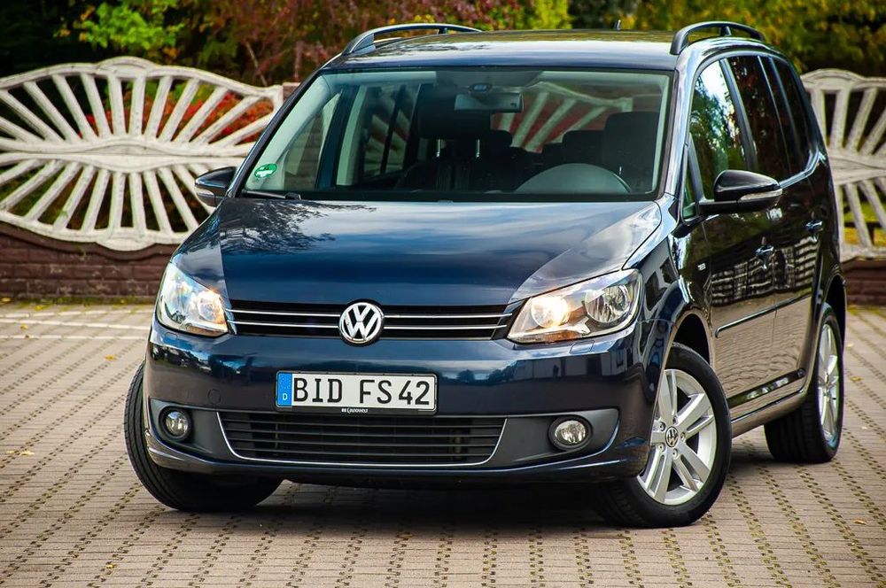 Volkswagen Touran MATCH 1.6tdi(105km)Navi_7Osób Klimatronic_Webasto ServisASO