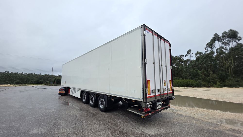 Schmitz Frio Bi Temperatura 2011 Plataforma Retráctil