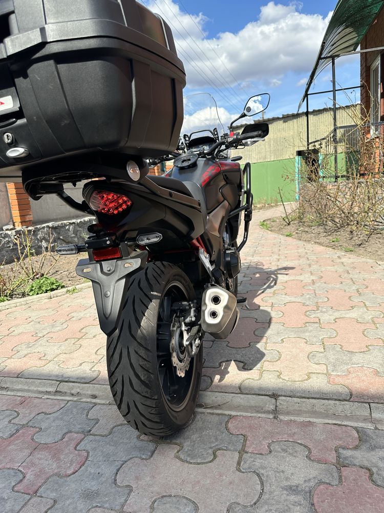 Honda CB400X-2 розитнений