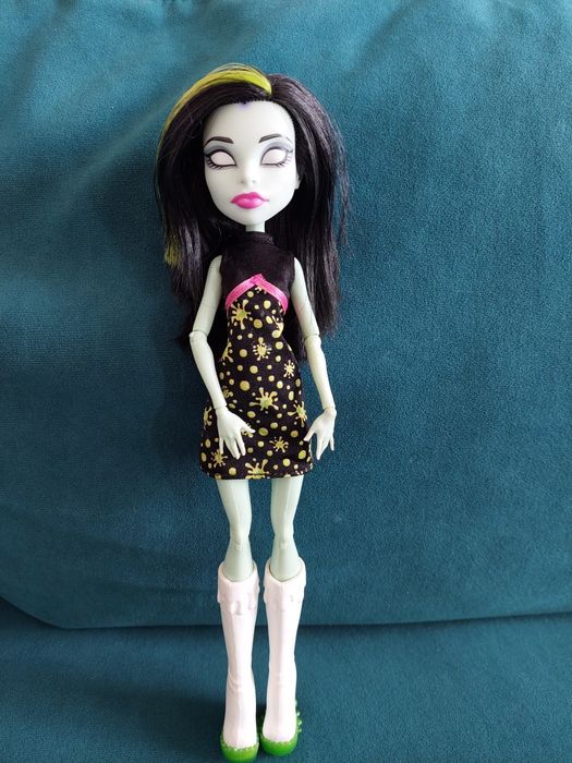 Монстер хай Скара