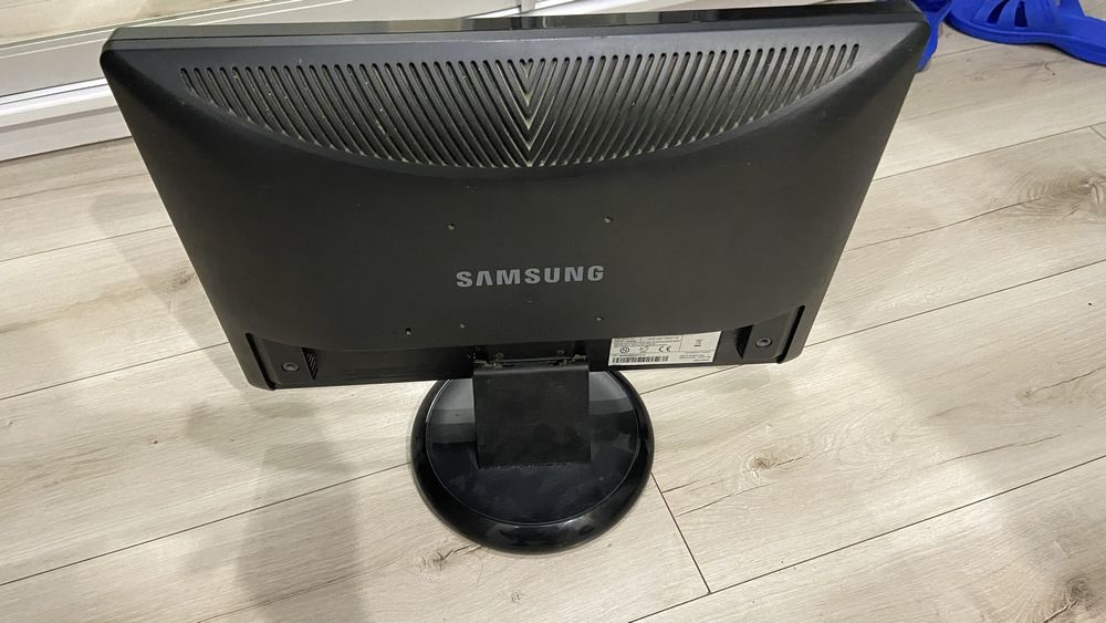 Продам монітор samsung