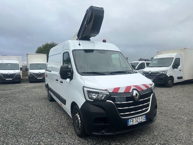 Renault Master  zwyżka/podnośnik koszowy