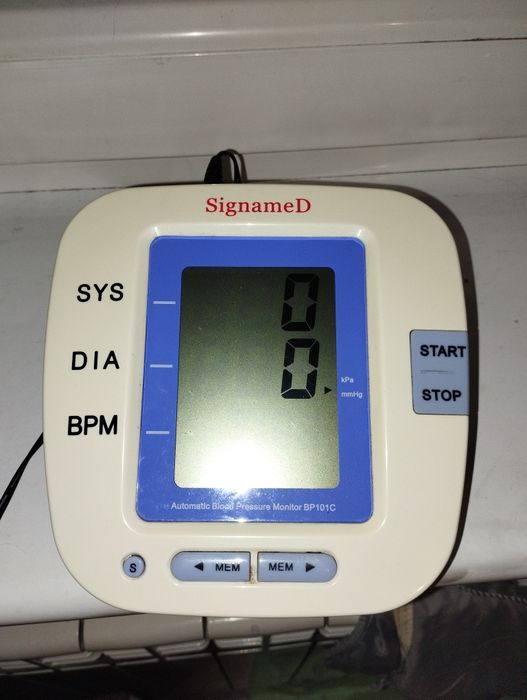 Ciśnieniomierz naramienny