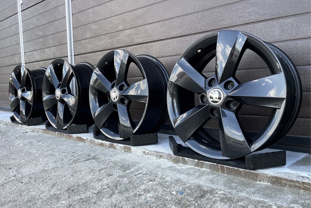 4x felgi aluminiowe czarne 5x112 r16 6J et43 alufelgi Oryginał Skoda