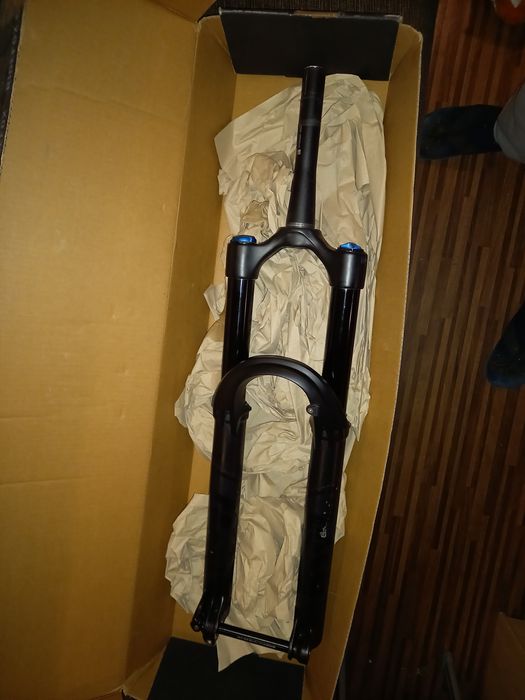 Fox 38 Performance  180mm