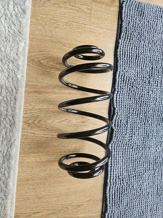 Sprężyna tył saab 9-3 combi