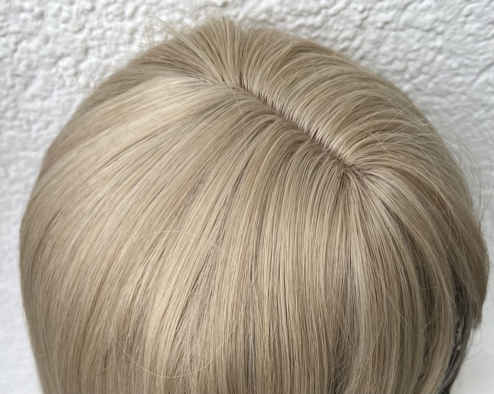 Naturalny blond, peruka, długie włosy