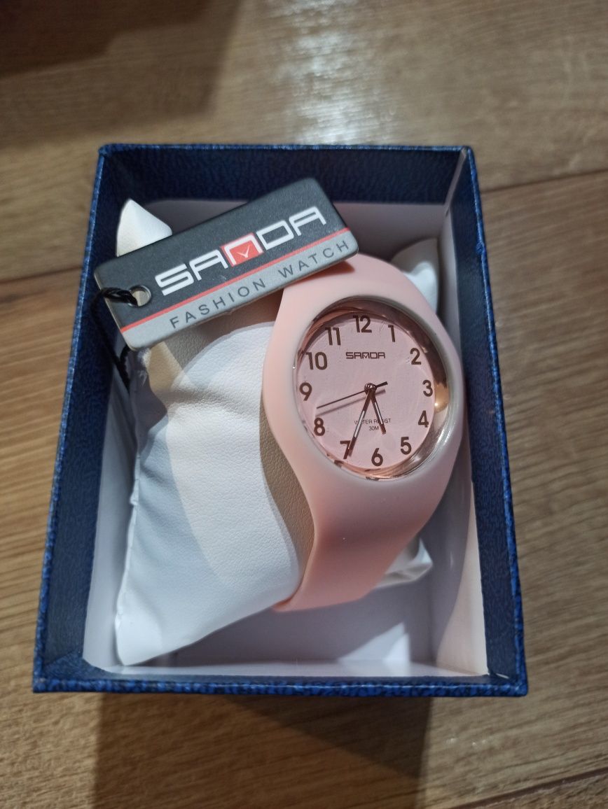 Damski różowy zegarek wodoodporny nowy z metką na prezent