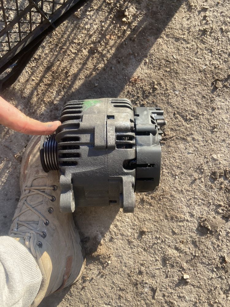 Alternator audi A6C6 valeo