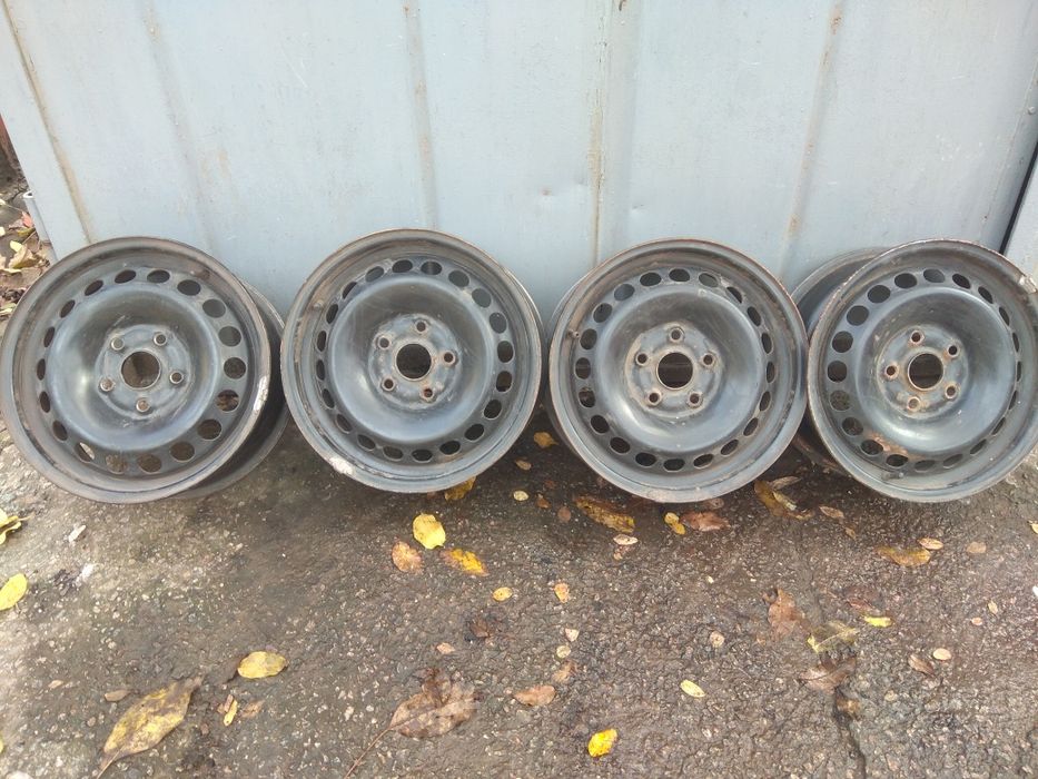 Продам диски R 15 штамповки VAG 5*112