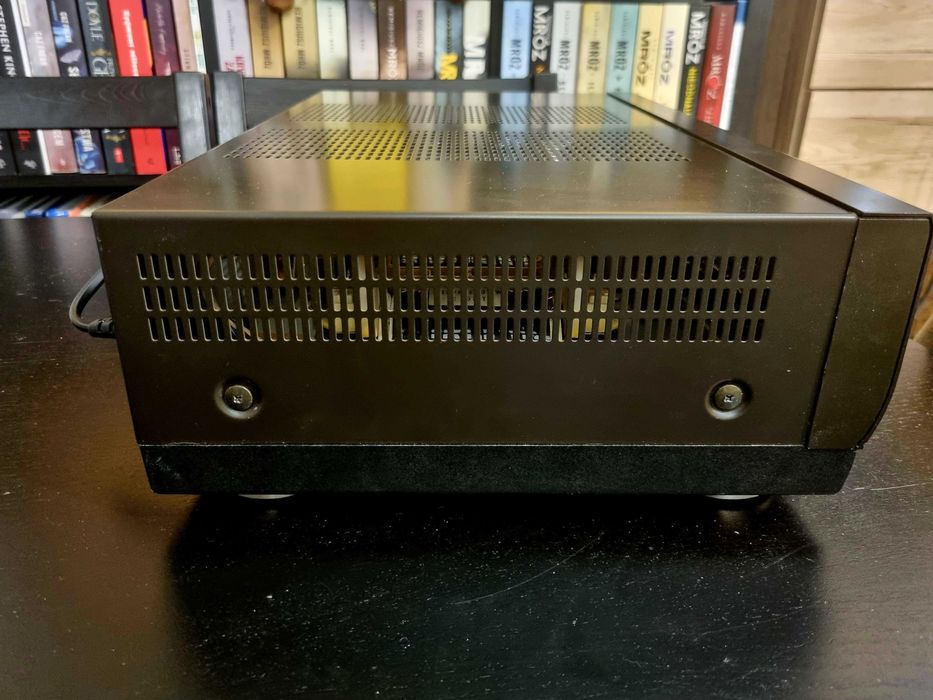 Wzmacniacz Technics SU-A700 + Pilot