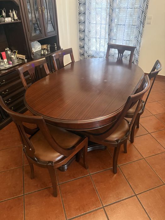 Conjunto de Sala em Madeira Mogno