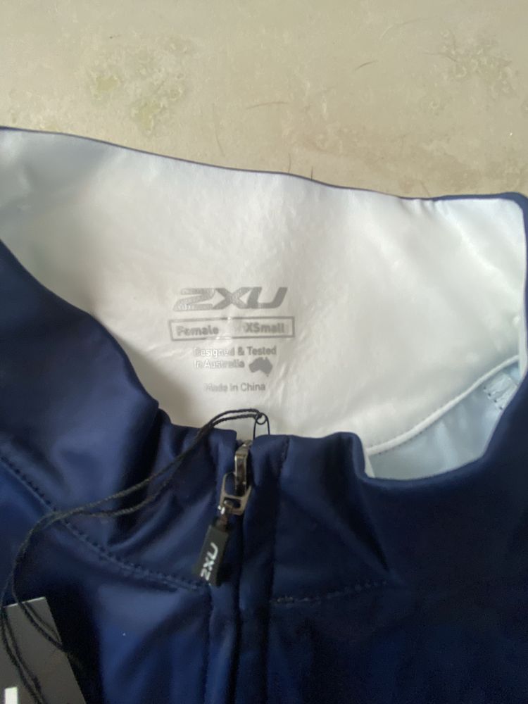 Equipamento 2XU ciclismo