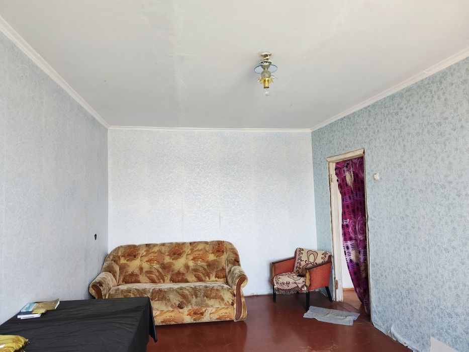 = Продаж трикімнатної квартири в Квасилові