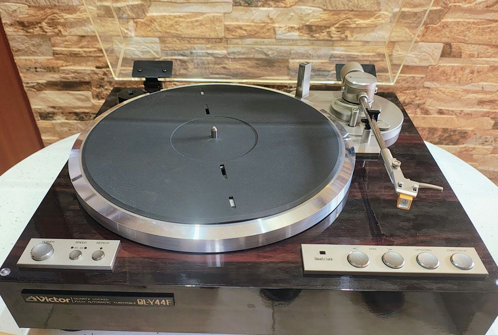Gramofon Victor ql-y44