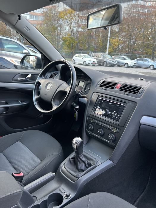 Skoda Octavia 1.6МPI