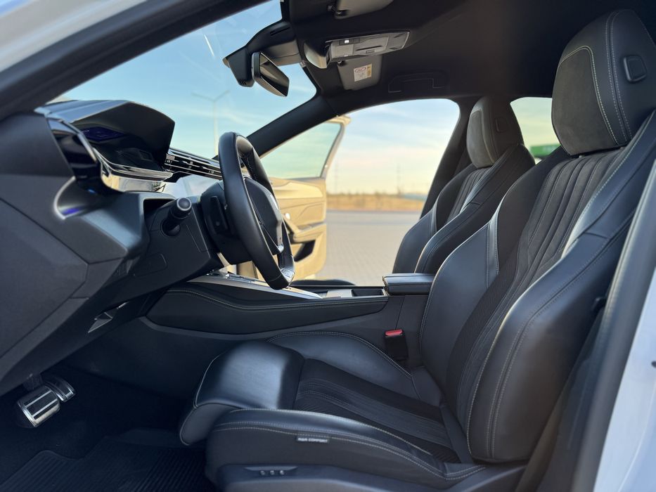 Продам Peugeot 408 GT-Line 2023 года