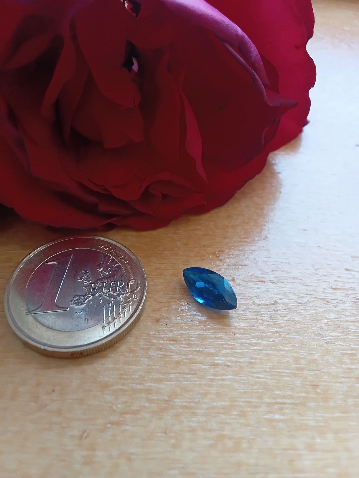 Tanzanita Natural Certificada com  2.00ct